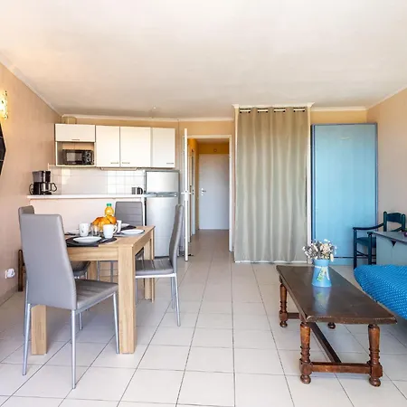 Daire Les Marines-48 By Interhome