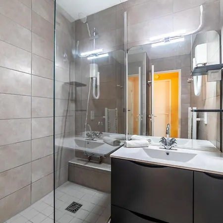Daire Les Marines-48 By Interhome *